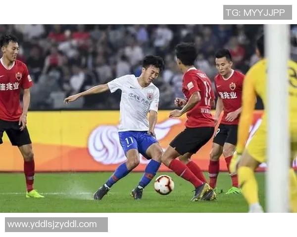 山东鲁能泰山迎战深圳佳兆业全力争胜展现球队实力与决心